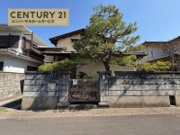 向日市、西京区、南区を専門　ユニバーサルホームサービス洛西口店 土地広々約５９坪！
二か所ウォークインクローゼットがあり収納充実！
小・中学校まで徒歩圏内！お子様の通学も安心です！