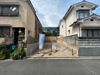 建築条件無土地!お好きなハウスメーカー・工務店で建築可能!
阪急「東向日」駅まで徒歩8分・JR「向日町」駅まで徒歩12分!
南向きにつき陽当り良好!