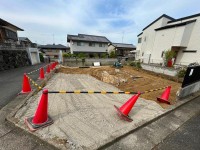 阪急『東向日駅』まで徒歩９分と便利！
南西角地！陽当たり・通風良好♪
 自由設計につき、お好きな間取りで建築可能！