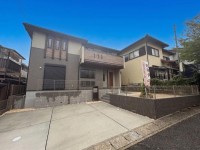 南向きにつき日当たり良好！駐車２台可能！！
収納・設備が充実！３ＬＤＫのおうち♪
閑静な住宅街のため落ち着いた住環境！
閑静な住宅街のため落ち着いた住環境！
