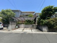 車通りが少なく、閑静で落ち着いた街並みです！
大山崎中学校まで徒歩６分！お子様の通学も安心！
リフォームのお見積り無料！お気軽にご相談ください♪