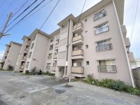 向日市、西京区、南区を専門　ユニバーサルホームサービス洛西口店 阪急「西山天王山」駅まで徒歩７分！通勤・通学やお出かけに便利♪
２面バルコニーにつき日当たり・通風良好！
リフォームのご相談無料！お気軽にお問い合わせください！