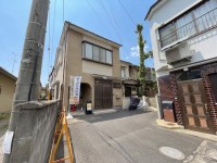 子育て家族に嬉しい広々5LDK♪
即引渡し可!快適な2階建て・全室収納あり☆
2沿線利用可能☆通勤通学に便利な立地です!