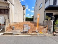 向日市、西京区、南区を専門　ユニバーサルホームサービス洛西口店 全居室６帖以上・ＬＤＫ広々約１８帖のゆとりのある間取り！
前道ゆったり６ｍ！駐車もラクラク♪
小学校まで徒歩圏内！南側が公園につき日当たり大変良好です！